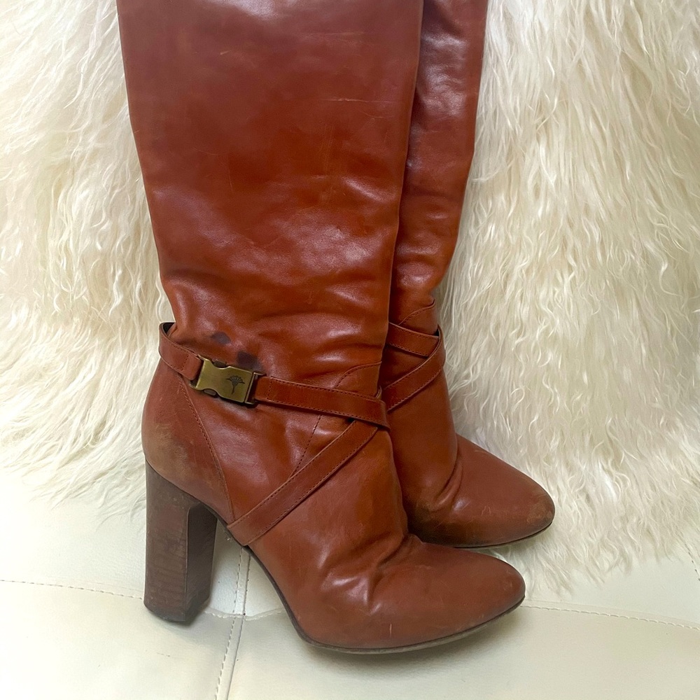 Gorgeous genuine brown cognac leather fur boots